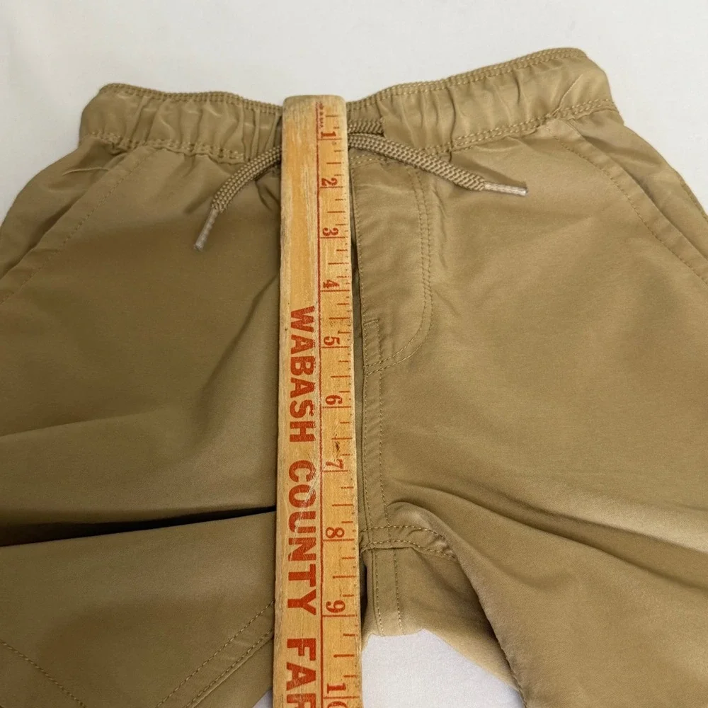 The Childrens Place Boys Khaki Brown Pull On Stretch Shorts 5T Elastic Waist